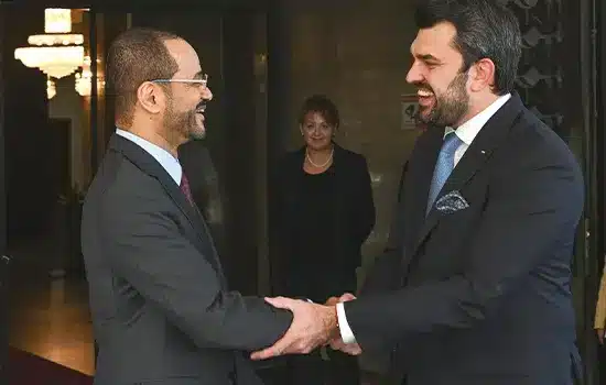 وزیر خارجه عمان عالیترین نشان دولتی بلغارستان را دریافت کرد؛ تجلیل از نقش بشردوستانه مسقط در آزادی خدمه کشتی گلکسیلیدر 2 oman foreign minister honor galaxy leader 3