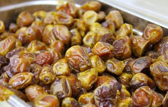 سوغات عمان 10 خرمای عمانی