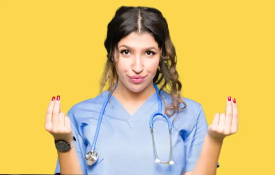 درآمد در بهترین کشور برای مهاجرت پرستاران