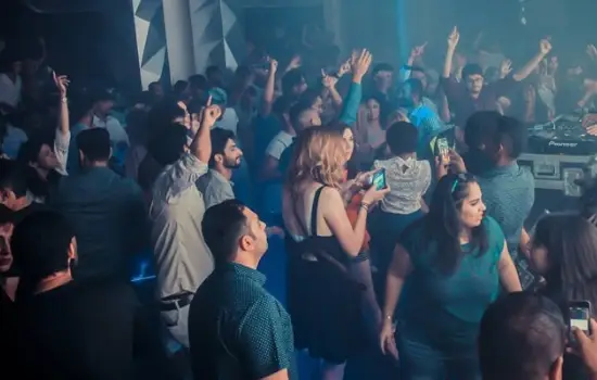 کلاب ویژه سافاری