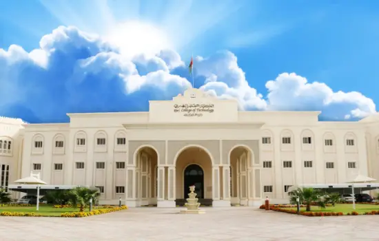 دانشگاه فناوری و علوم کاربردی