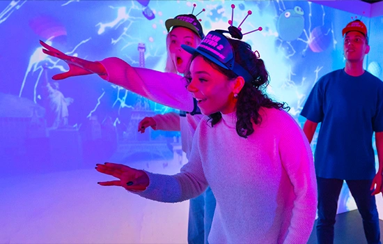 Omani Malls Offer More Than Just Shopping 5 Omani Malls, Shopping Experience, Diverse Dining, Entertainment Facilities, Indoor Amusement Parks, Cultural Exhibitions, Fitnessand Wellness, Live Performances, Community Spaces, Educational Exhibits, Specialty Stores, Mall Services, Promotional Activities, Oman Tourism, Leisure Destinations, Omani Malls Offer More Than Just Shopping | Omani Malls: A Place to Experience More Than Just Shopping | 1. Diverse Dining Options: | 2. Entertainment Facilities: | 3. Indoor Amusement Parks: | 4. Cultural and Art Exhibitions: | VOX Cinemas | Fantazmo | 5. Fitness and Wellness Centers: | 6. Live Performances and Events: | 7. Community Spaces: | 8. Educational and Interactive Exhibits: | 9. Specialty Stores and Markets: | 11. Promotional and Seasonal Activities: | Services | snow oman