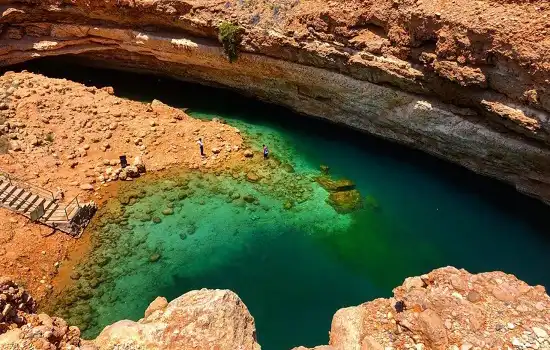 Top Tourist Attractions in Oman: A List of Oman's Most Beautiful Sights 18 Bimmah Sinkhole is one of the most mysterious attractions in Oman.
