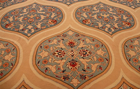 مسجد جامع سلطان قابوس شاهکار معماری ایرانی است 4 فرش ایرانی در مسجد سلطان قابوس عمان