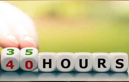 Working Hours in Oman