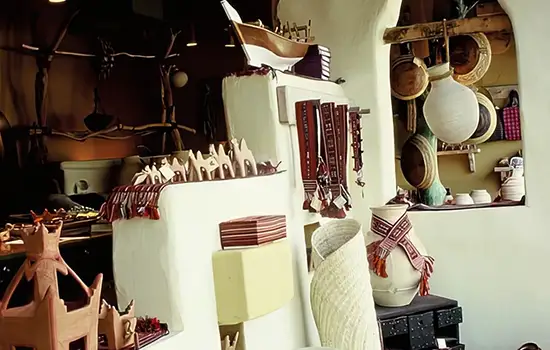 الحرف التقليدية العمانية | تسجيل الشركة في عُمان | الاقامه فی عمان | استثمار في عمان