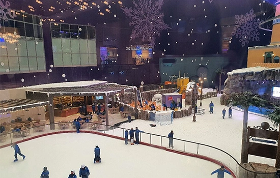 مراكز التسوق العمانية 