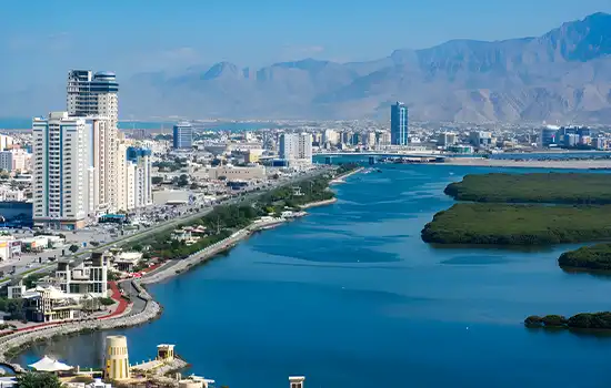 رأس الخيمة: إمارة مزدهرة خارج إطار النفط | تسجيل الشركة في عُمان | الاقامه فی عمان | استثمار في عمان