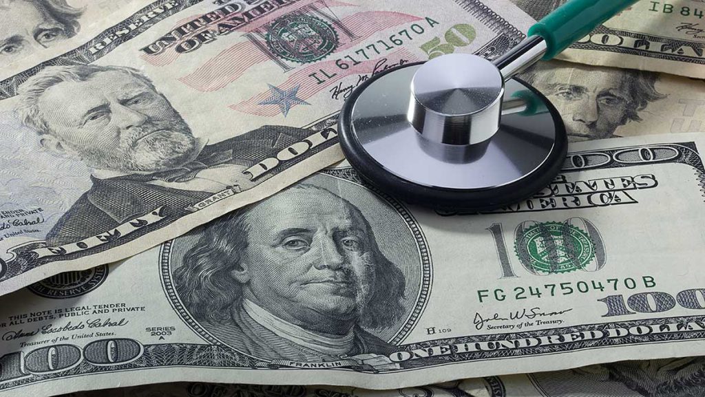 درآمد پزشک در عمان