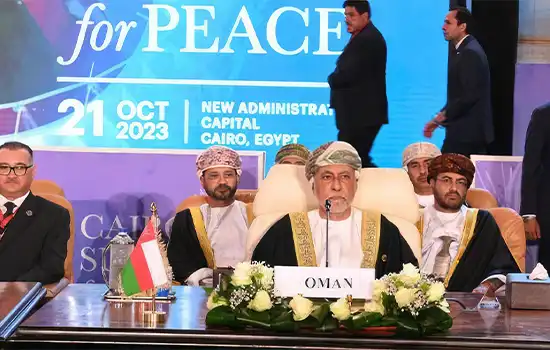 نماینده سلطان عمان، ریاست هیئت عمان در اجلاس قاهره برای صلح را بر عهده داشت 4 نماینده سلطان عمان، ریاست هیئت عمان در اجلاس قاهره برای صلح را بر عهده دارد
