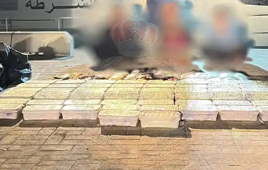 دستگیری سه نفر به دلیل داشتن مواد مخدر و قصد ورود غیرقانونی به عمان 11 سه نفر به دلیل داشتن مواد مخدر که قصد ورود غیرقانونی به عمان را داشتند دستگیر شدند