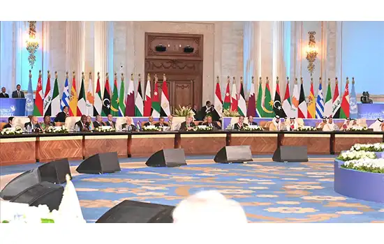 نماینده سلطان عمان، ریاست هیئت عمان در اجلاس قاهره برای صلح را بر عهده داشت 2 نماینده سلطان عمان، ریاست هیئت عمان در اجلاس قاهره برای صلح را بر عهده دارد