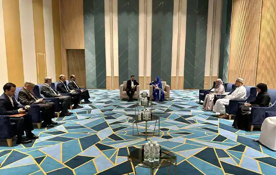 دیدار و گفتگو زارع پور وزیر ارتباطات با وزیر آموزش عالی، پژوهش علمی و نوآوری عمان 8 دیدار و گفتگو زارع پور وزیر ارتباطات با وزیر آموزش عالی، پژوهش علمی و نوآوری عمان