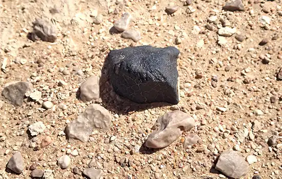 کشف و بررسی اولین نمونه شهاب سنگ در حریم هوایی عمان 5 کشف و بررسی اولین نمونه شهاب سنگ در حریم هوایی عمان