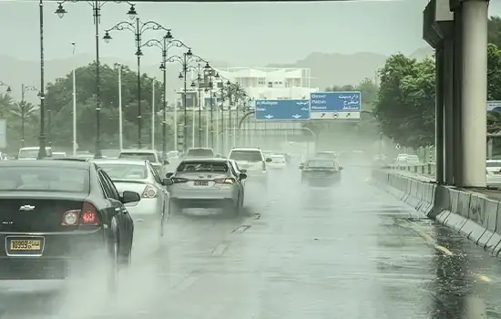 پیش بینی بارش، رعد و برق در سراسر عمان در آخر هفته 9 پیش بینی بارش، رعد و برق در سراسر عمان در روز چهار شنبه