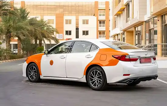 کاهش 45 درصدی کرایه تاکسی در فرودگاه بین المللی مسقط