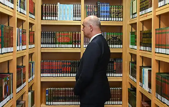 President of Swiss Visits Sultan Qaboos Mosque 4