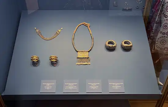 نمایش آثار برجسته تاریخی عمان در سن پترزبورگ روسیه 5 exhibition oman empire across two continents 5