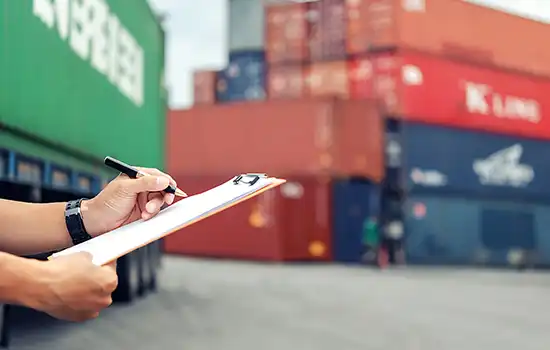 روند ترخیص کالاهای وارداتی در کشور عمان