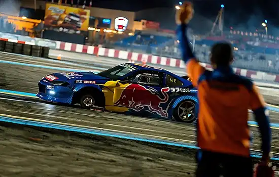 مسابقات جهانی دریفت در عمان با حضور ۱۸۰ راننده از ۱۹ کشور 2 مسابقات جهانی دریفت در عمان با حضور ۱۸۰ راننده از ۱۹ کشور