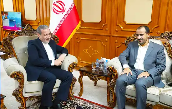 دیدار عراقچی با رئیس هیئت مذاکرهکننده یمن در مسقط – مذاکرات صلح یمن 2 دیدار عراقچی و محمد عبدالسلام در مسقط - مذاکرات صلح یمن