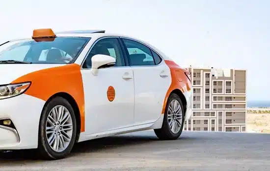 new decision for omani taxis mandatory integration with approved apps ar