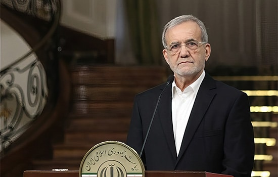 پزشکیان سهشنبه در مسقط؛ هدف از این سفر چیست؟ 4 مسعود پزشکیان، رئیسجمهور ایران، روز سهشنبه ۲۷ می ۲۰۲۵، در رأس هیأتی بلندپایه، برای انجام یک سفر رسمی دو روزه وارد مسقط خواهد شد