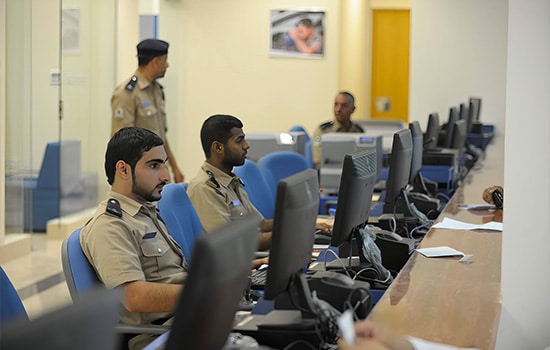 بخشودگی جریمههای اقامتی برای اتباع خارجی در عمان | فرصت طلایی تا ۳۱ جولای ۲۰۲۵ 2 police oman rop