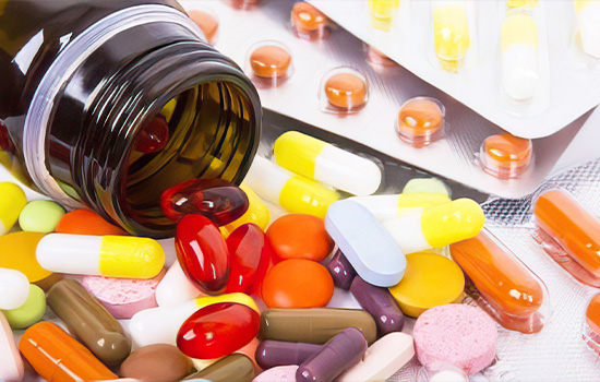 مقررات جدید تبلیغ دارو در عمان؛ فقط با مجوز مرکز ایمنی دارو 7 مقررات جدید تبلیغ دارو در عمان؛ فقط با مجوز مرکز ایمنی دارو