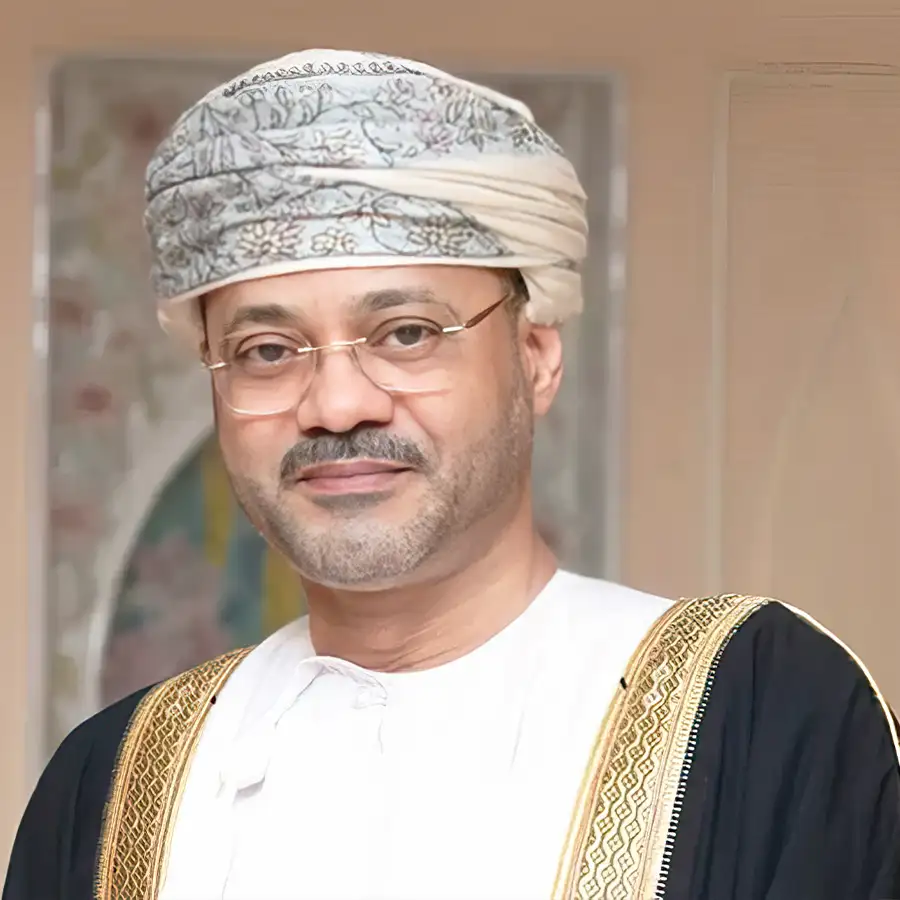 تماس‌های فشرده وزیر امور خارجه عمان برای مهار تنش‌های نظامی در منطقه